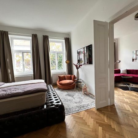 New Exclusive 100M2, Top Location! Wien Ngoại thất bức ảnh