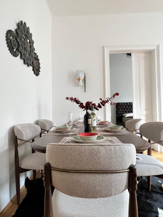 New Exclusive 100M2, Top Location! Wien Ngoại thất bức ảnh