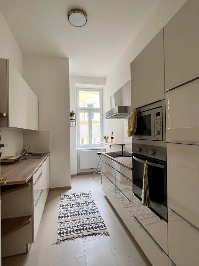 New Exclusive 100M2, Top Location! Wien Ngoại thất bức ảnh